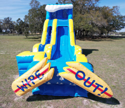 WipeOut20Front 1693919821 1 20ft Wipe Out Slide